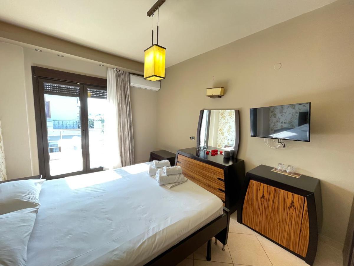 Porto Del Sol Hotel Paralía エクステリア 写真